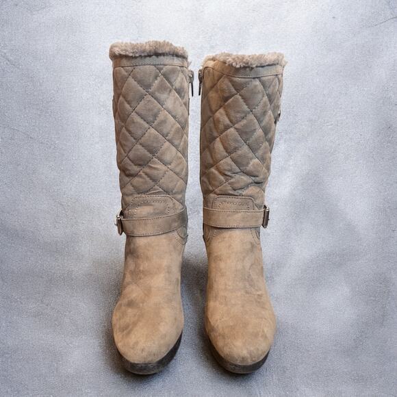 Vintage Y2K Guess Quilted Faux Suede Wedge Faux Fur Lined Buckle Wedge Boots 6 - Picture 4 of 10